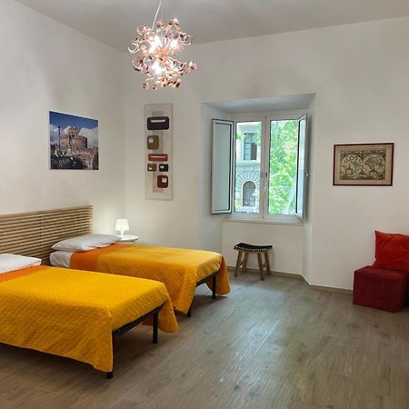 La Casa Dei Papi 71 Apartment Rome Bagian luar foto